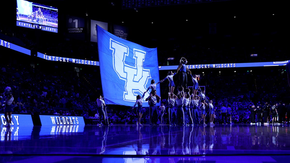 Wildcats cheer squad
